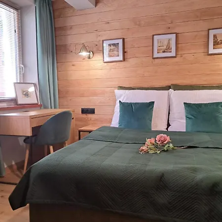 Dk Hotelove アパート