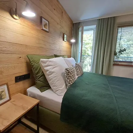 Dk Hotelove アパート